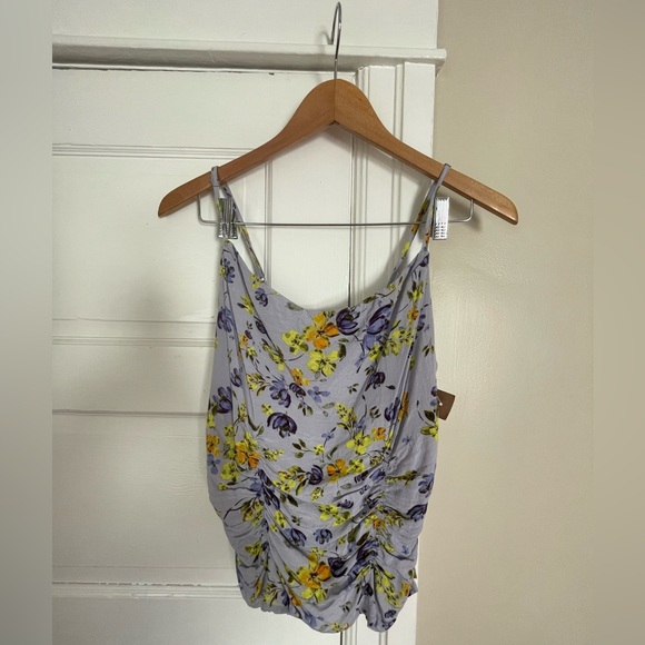 ASTR the label Tops - ASTR the Label Lavender Floral Top